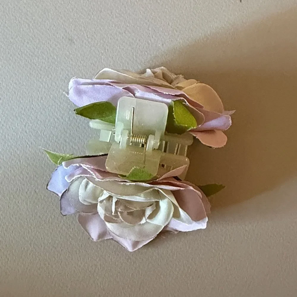 Floral Rose Hair Clip in Lavender A1604